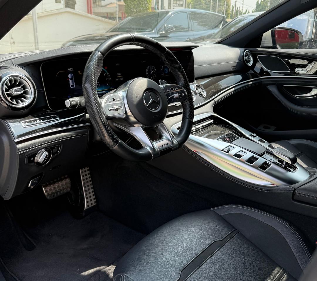 MERCEDES BENZ   GT 43 AMG 2021 — photo 5 of 8
