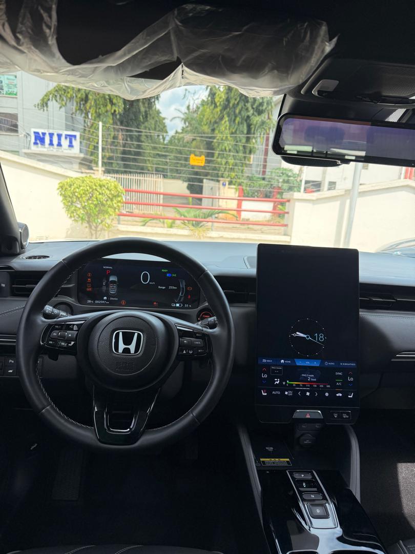 HONDA E:NP1 2023 — photo 7 of 11