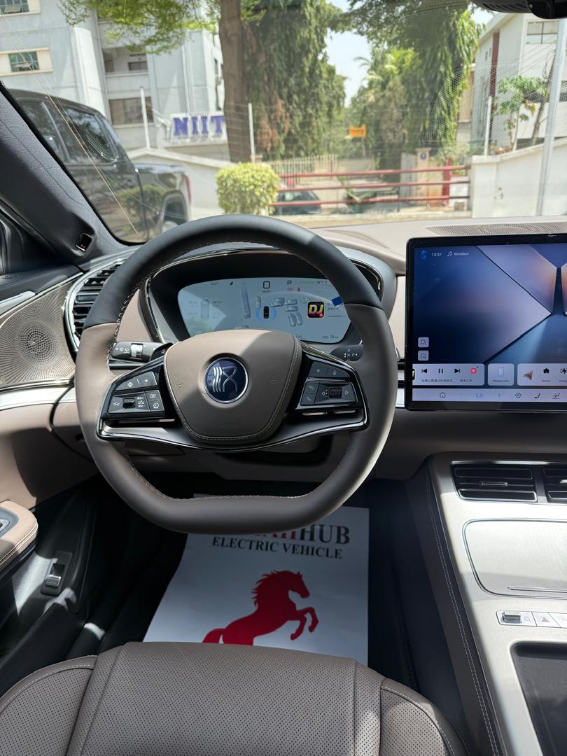 BYD HAN 2025 — photo 4 of 11