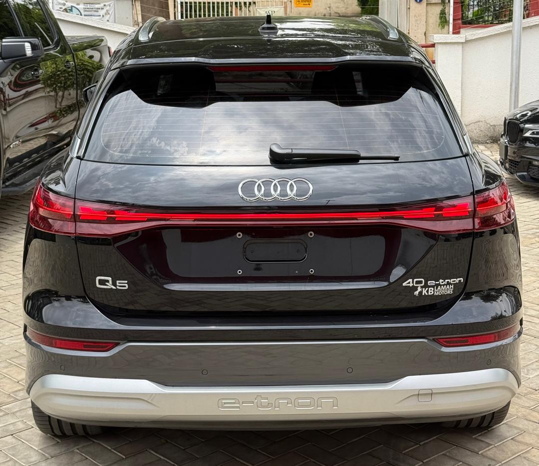 AUDI Q5 E-TRON 2022 — photo 15 of 15