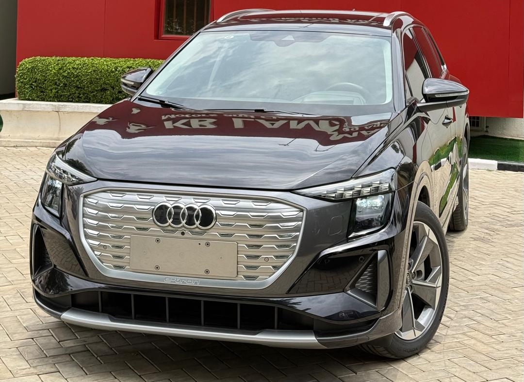 2022 AUDI Q5 E-Tron