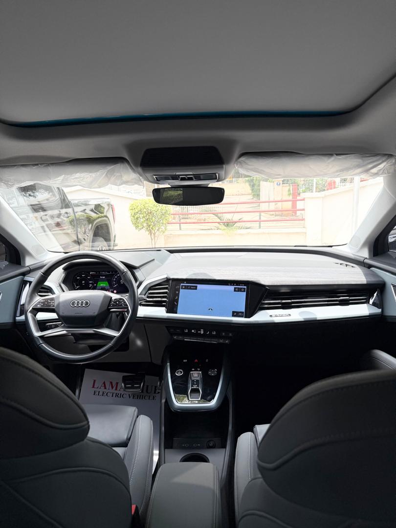 AUDI Q5 E-TRON 2022 — photo 4 of 15