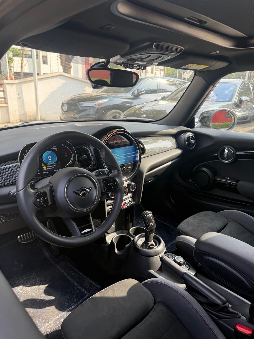 MINI COOPER COOPER S 2022 — photo 2 of 8