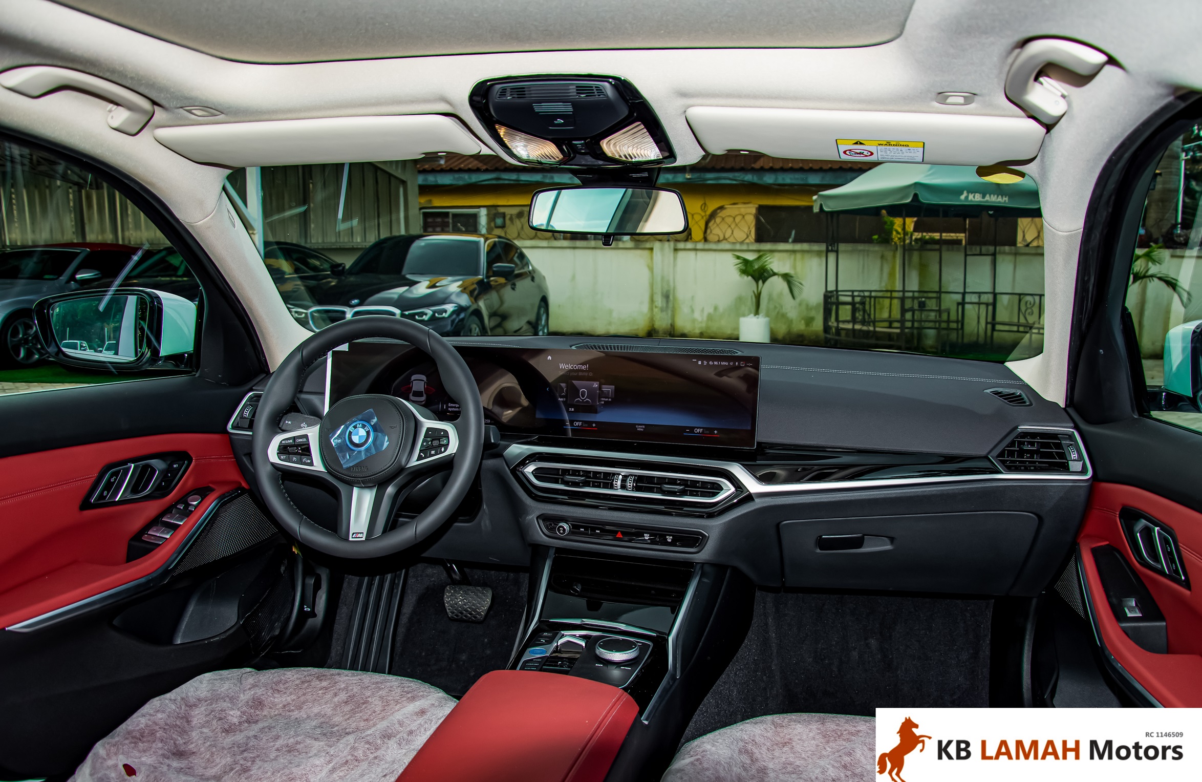 BMW I3 2023 — photo 2 of 5