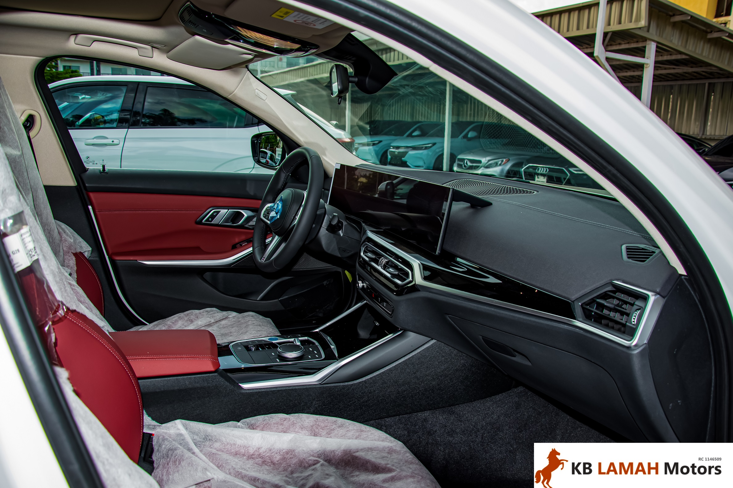 BMW I3 2023 — photo 5 of 5
