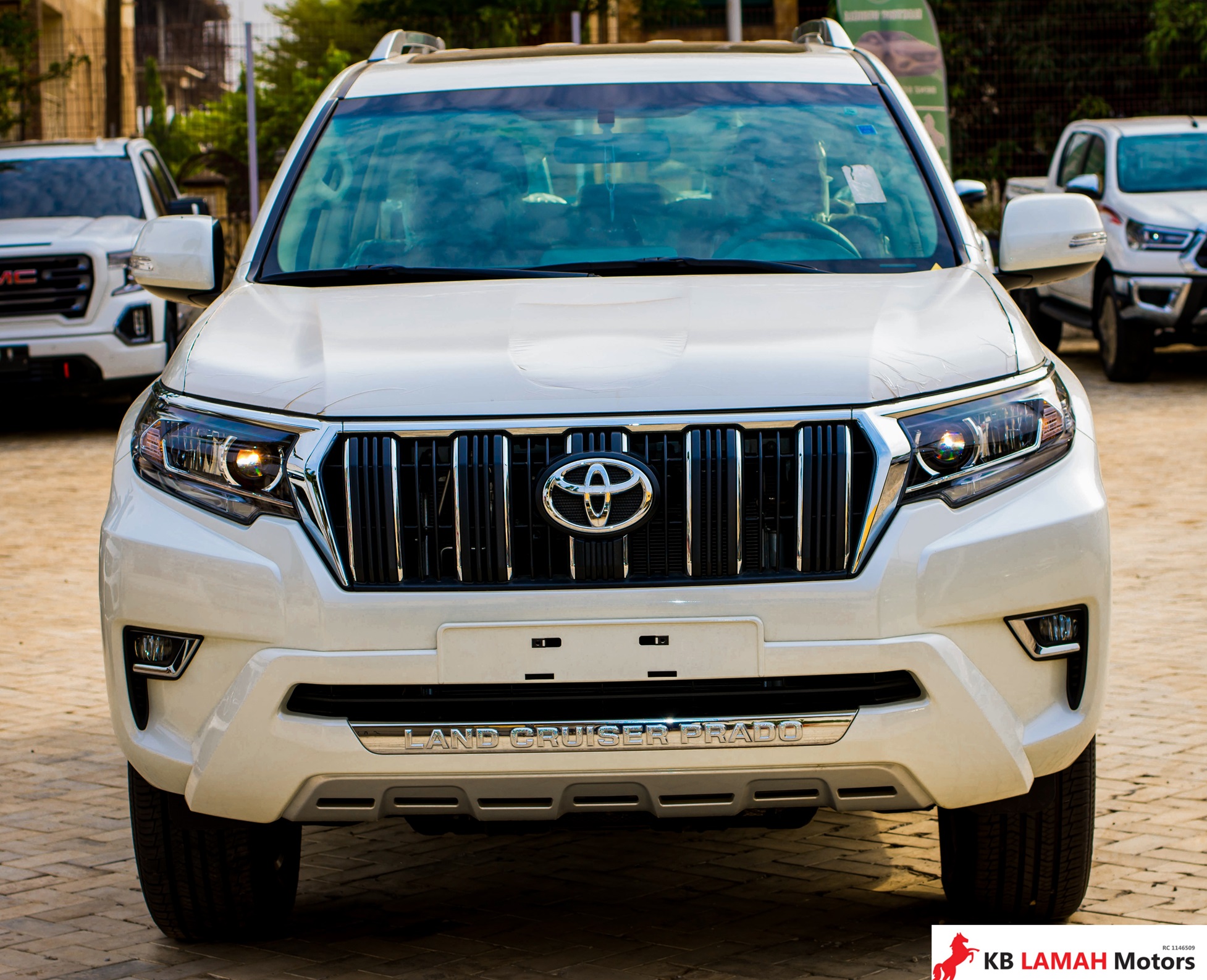 TOYOTA LAND CRUISER PRADO TXL 2023 — photo 1 of 5