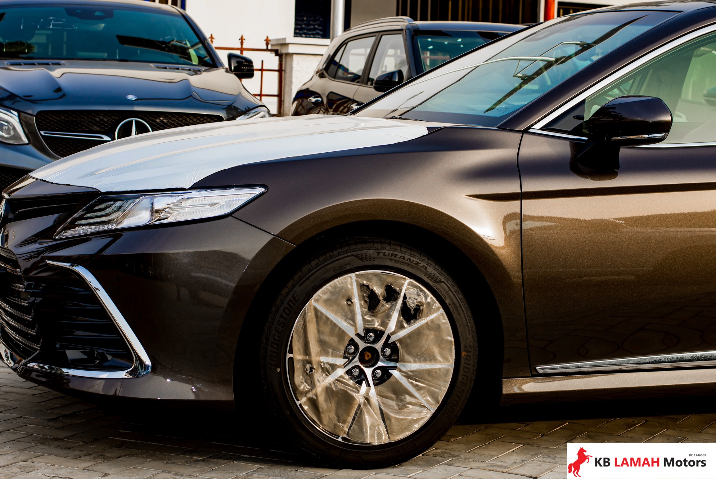 TOYOTA CAMRY XLE 2023 — photo 2 of 5