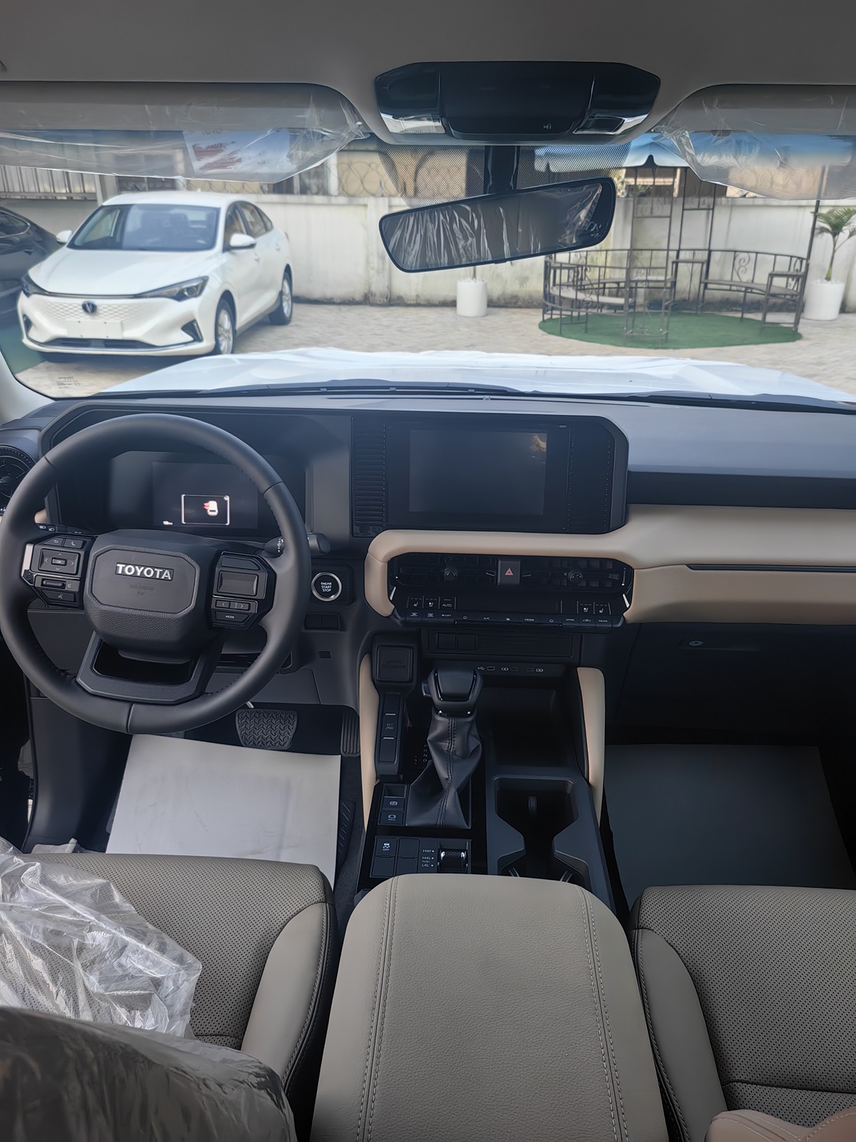 TOYOTA LAND CRUISER PRADO 2024 — photo 3 of 5