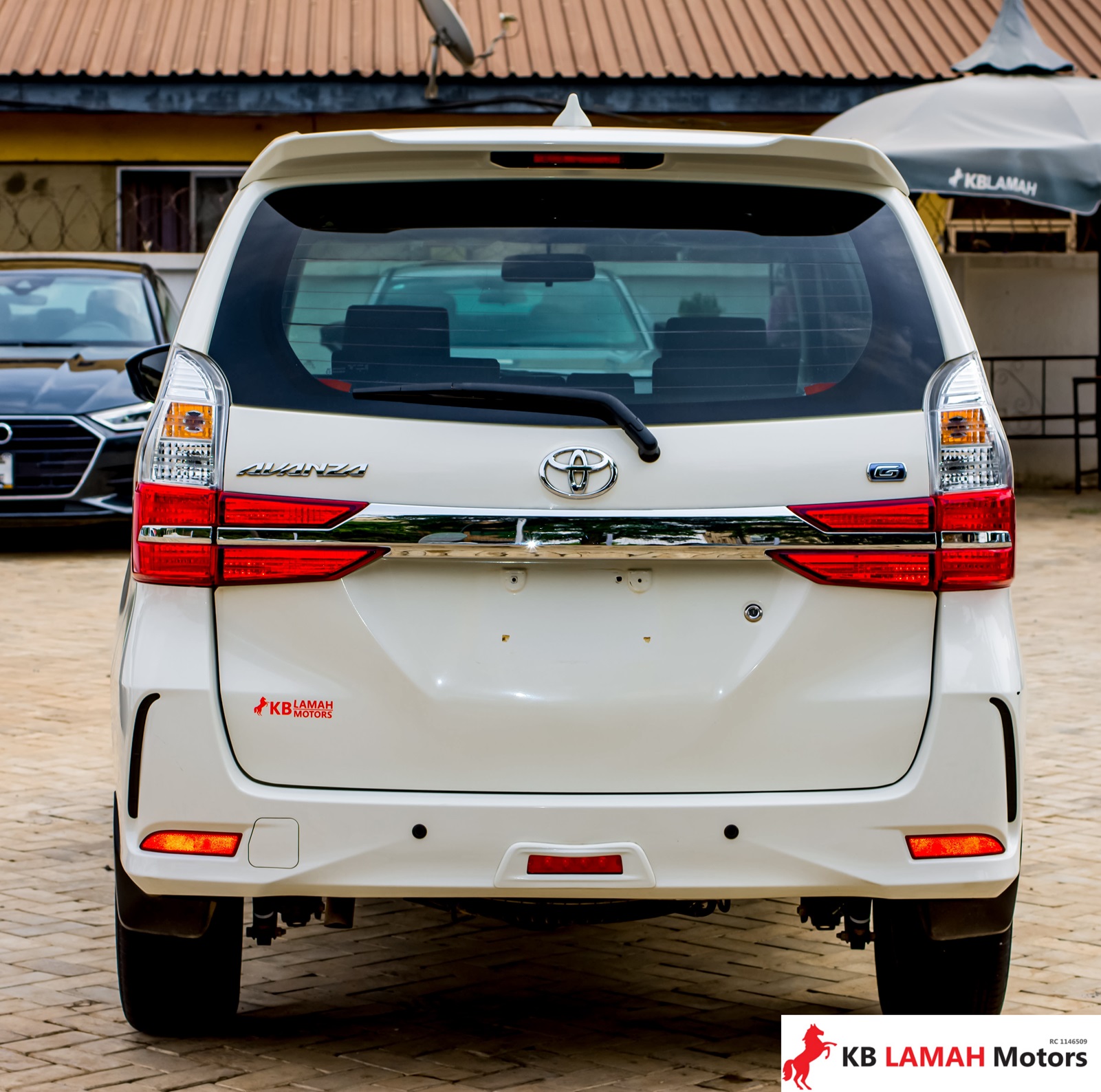 TOYOTA AVANZA 2022 — photo 2 of 5