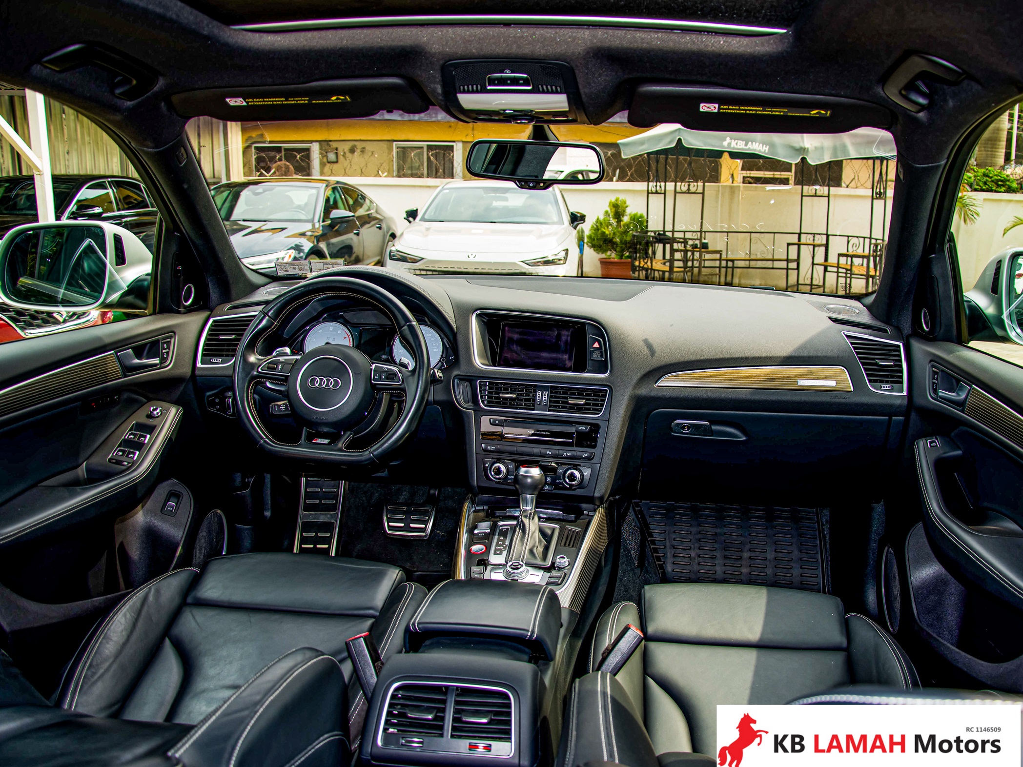 AUDI SQ5 2015 — photo 4 of 5