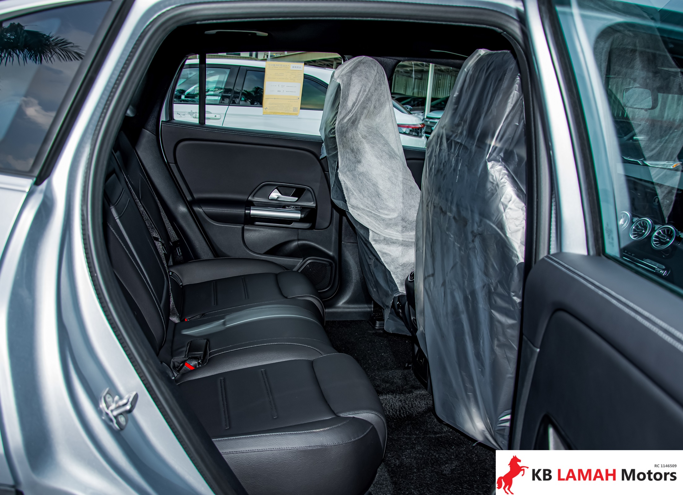 MERCEDES-BENZ EQA 2024 — photo 4 of 5