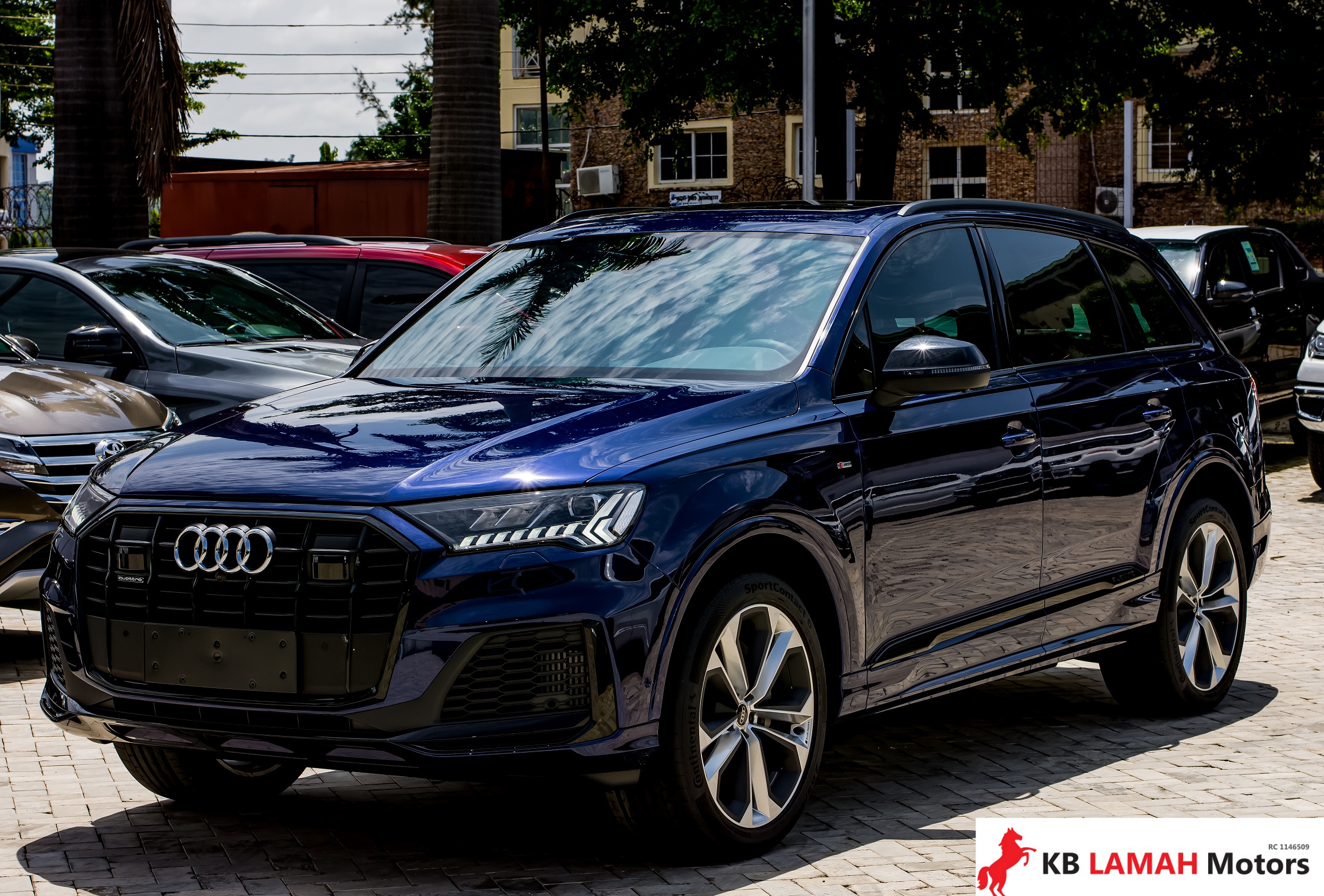 AUDI Q7 2023 — photo 2 of 5