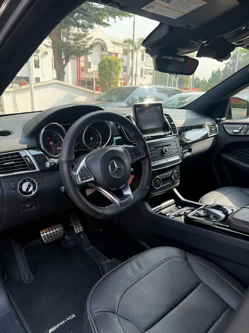 MERCEDES BENZ  GLE 43 AMG COUPE 2017 — photo 2 of 11