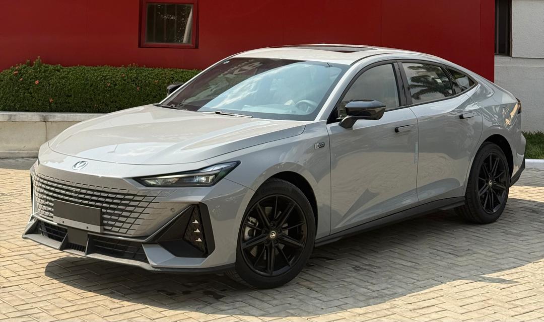 CHANGAN UNI-V 2023 — photo 11 of 13